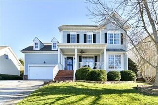 811 Stargard Ct, Charlotte, NC 28270