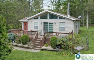 1026 7 Nations Dr, Tobyhanna, PA 18466