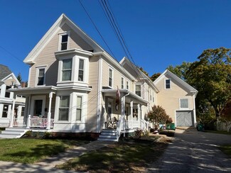 88 Charles St, Rochester, NH 03867