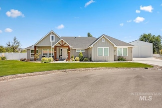 1894 Crawford Ln, Emmett, ID 83617