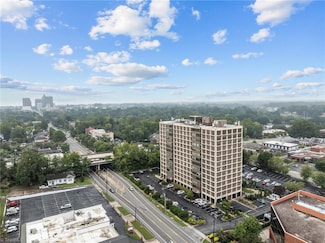 1101 N Elm St Unit 906, Greensboro, NC 27401