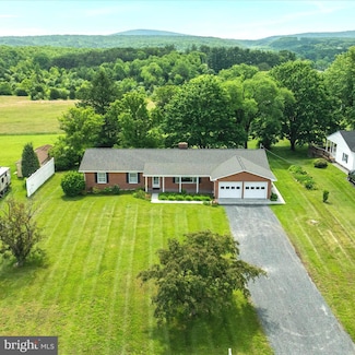 1793 N Hayfield Rd, Winchester, VA 22603