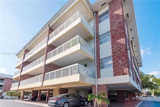 2420 SE 17th St Unit 404, Fort Lauderdale, FL 33316