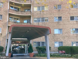 309 Florence Ave Unit 402-N, Jenkintown, PA 19046