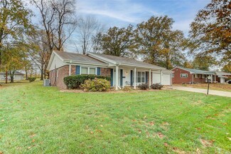 4304 Wedgewood Dr, Alton, IL 62002