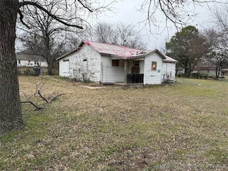 923 E Main St, Ardmore, OK 73401