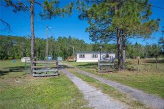 18770 Commonwealth Ave N, Polk City, FL 33868