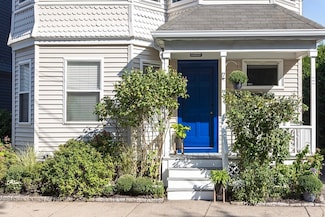 7 Elm St Unit 3, Brookline, MA 02445