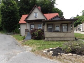 562 W Pike St, Canonsburg, PA 15317