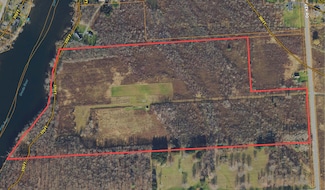 10105 Black Creek Rd, Clay, NY 13029