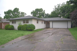 1946 S 74th Ave E, Tulsa, OK 74112
