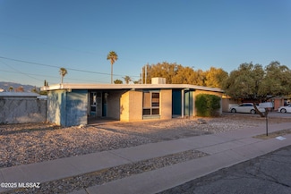8133 E 6th St, Tucson, AZ 85710