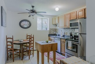 3 Richardson St Unit E4, Wakefield, MA 01880