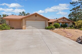 22617 Cuyama Rd, Apple Valley, CA 92307