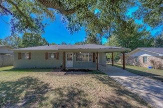 104 Berry Dr, Minden, LA 71055