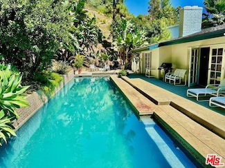 6433 Tahoe Dr, Los Angeles, CA 90068