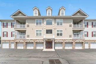 7 Cliff Rd Unit C1, Woodland Park, NJ 07424