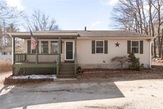 3 Plainfield Pike, Foster, RI 02825