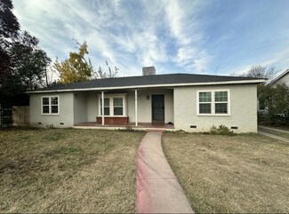 316 W Kanai Ave, Porterville, CA 93257