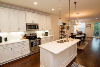 105 Gascoigne Ave Unit 306, St. Simons Island, GA 31522