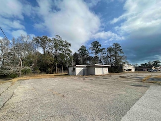 1280 N Main St, Vidor, TX 77662