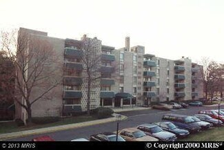6137 Leesburg Pike Unit 402, Falls Church, VA 22041