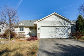 2461 Blueberry St, Inver Grove Heights, MN 55076