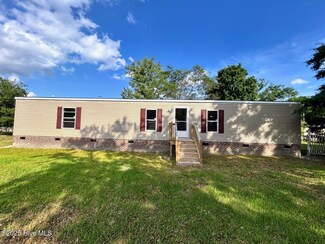 14025 N Carolina 41, Fairmont, NC 28340