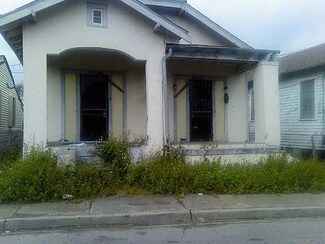 1211 S Telemachus St, New Orleans, LA 70125