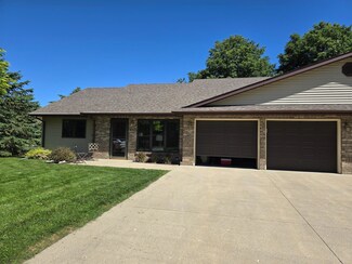 803 8th St SW, Pipestone, MN 56164