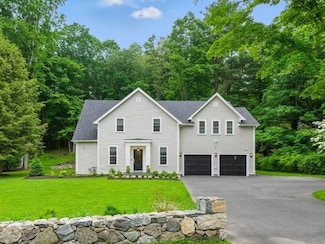 98 Great Plain Ave, Wellesley, MA 02482