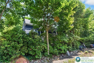 815 Wilbur St, Easton, PA 18042