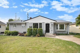 519 W 12th St, Mishawaka, IN 46544
