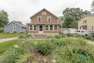 5712 Rambo Ln, Toledo, OH 43623