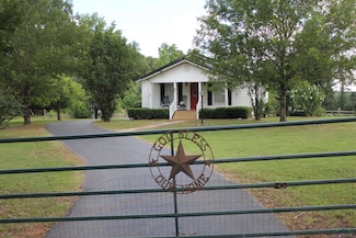 3610 Fm 249 E, Bloomburg, TX 75556