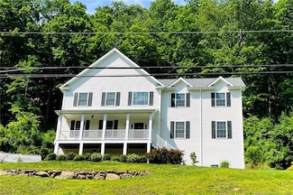 71 Ledges Rd, Ridgefield, CT 06877