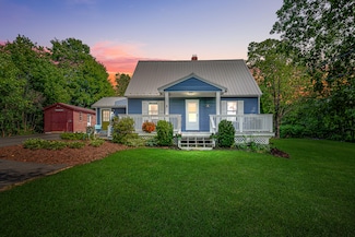 132 Knights Pond Rd, South Berwick, ME 03908