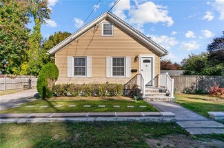 6 Kent St, West Warwick, RI 02893