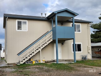1976 Decker Dr, Payette, ID 83661