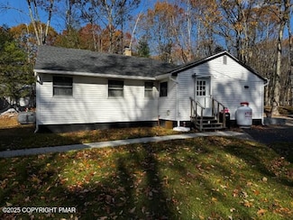 3320 Wilson Ln, East Stroudsburg, PA 18302