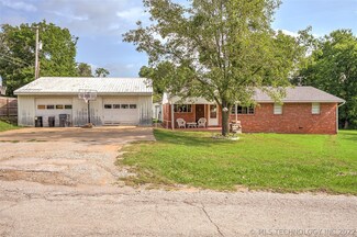 6321 W 33rd St, Tulsa, OK 74107