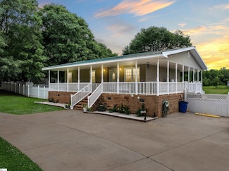 2839 Mount Lebanon Rd, Campobello, SC 29322