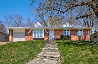 4686 Parkridge Ave, Pleasant Hill, IA 50327