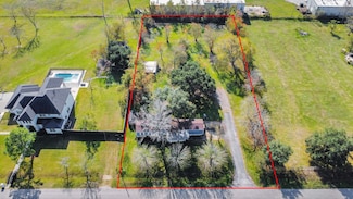 6010 Figland St, Pearland, TX 77584