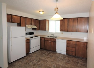 31 N 46th Ave Unit A, West Richland, WA 99353