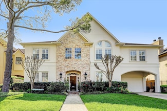 102 Ferndale St, Bellaire, TX 77401