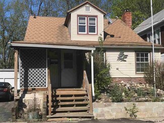 955 Maple Ave, Schenectady, NY 12307