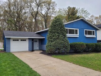 8023 Hemlock Ave, Gary, IN 46403
