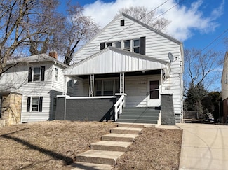 1042 Fuller Ave SE, Grand Rapids, MI 49506