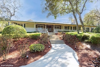 2660 Powell Ln, Tarpon Springs, FL 34688